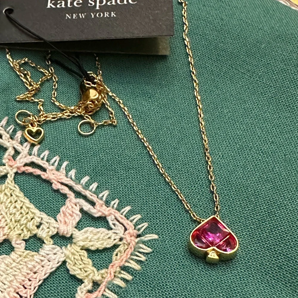Kate Spade So‎ Spade Mini Pink Spade Necklace NEW